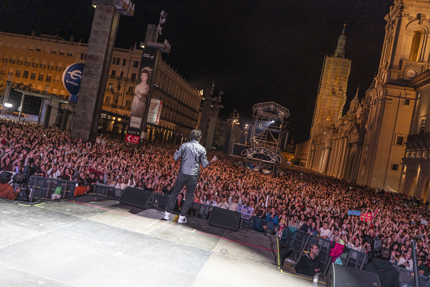 LOS40 Pilar Pop - Ruslana