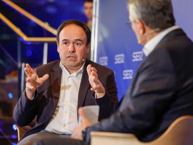 Juanfran Pérez Llorca en una entrevista en la Cadena SER