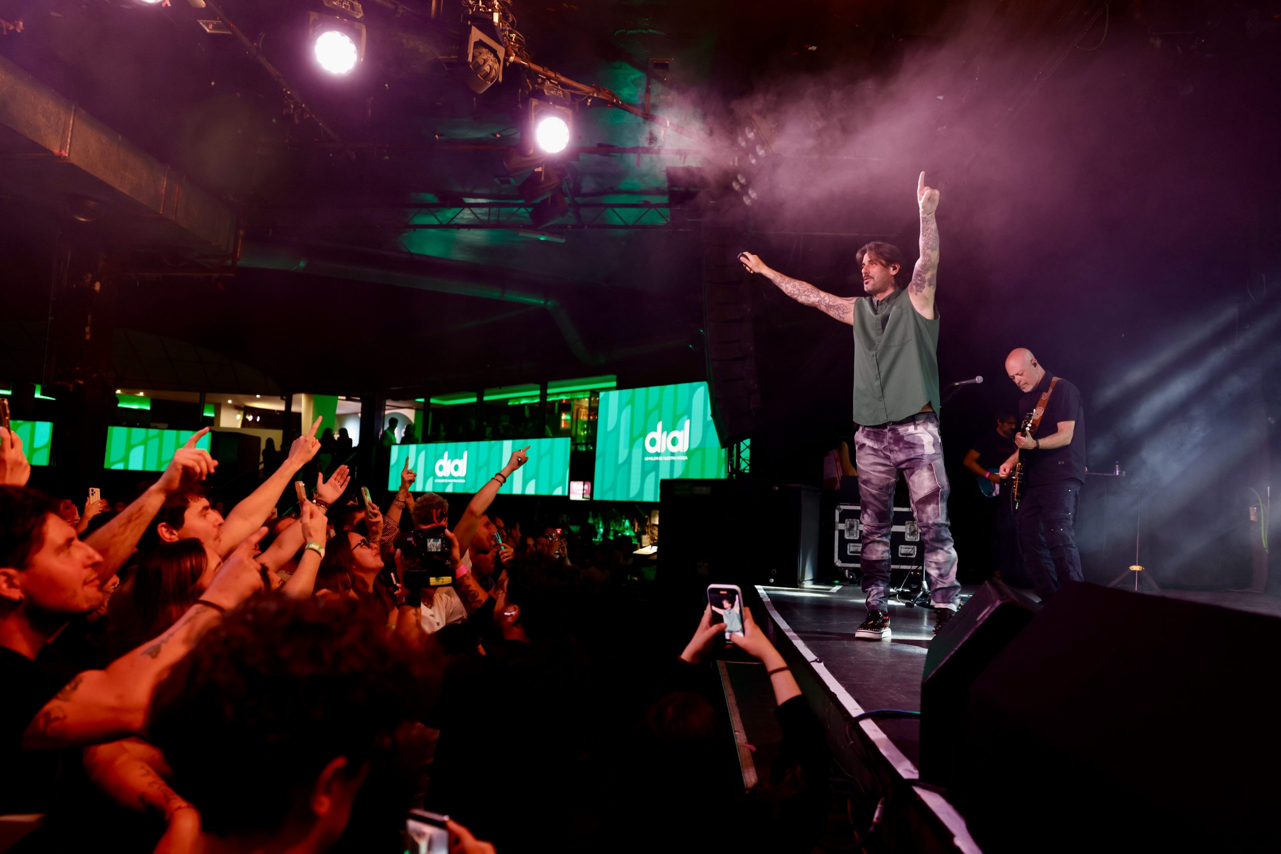Melendi en Dial en Concierto
